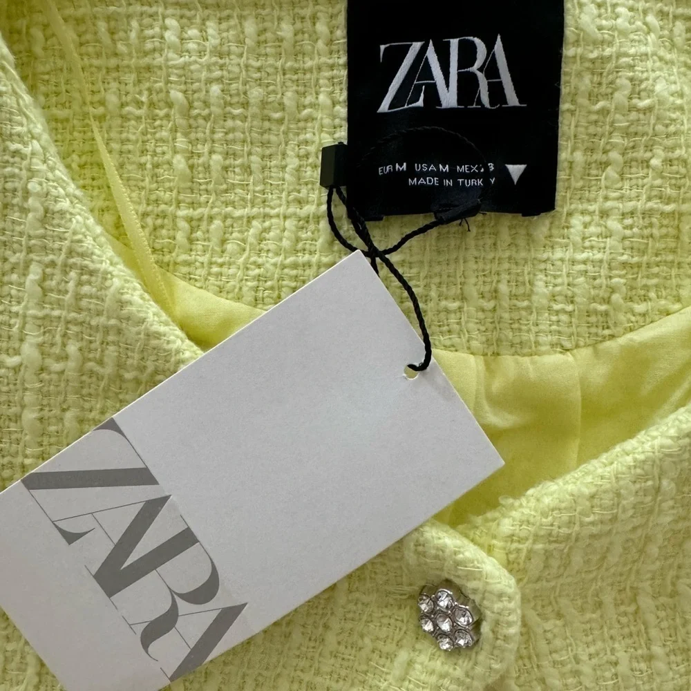Zara- NWT Yellow Shortsleeve Scalloped Diamond Button Down Blazer Jacket